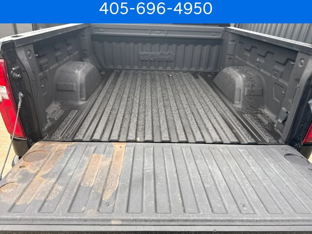 Pre-Owned 2021 Chevrolet Silverado 1500 High Country
