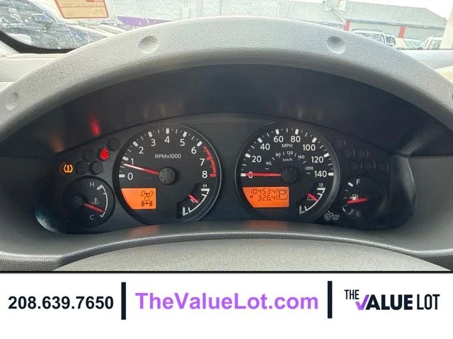 Used 2006 White Nissan SE image 21