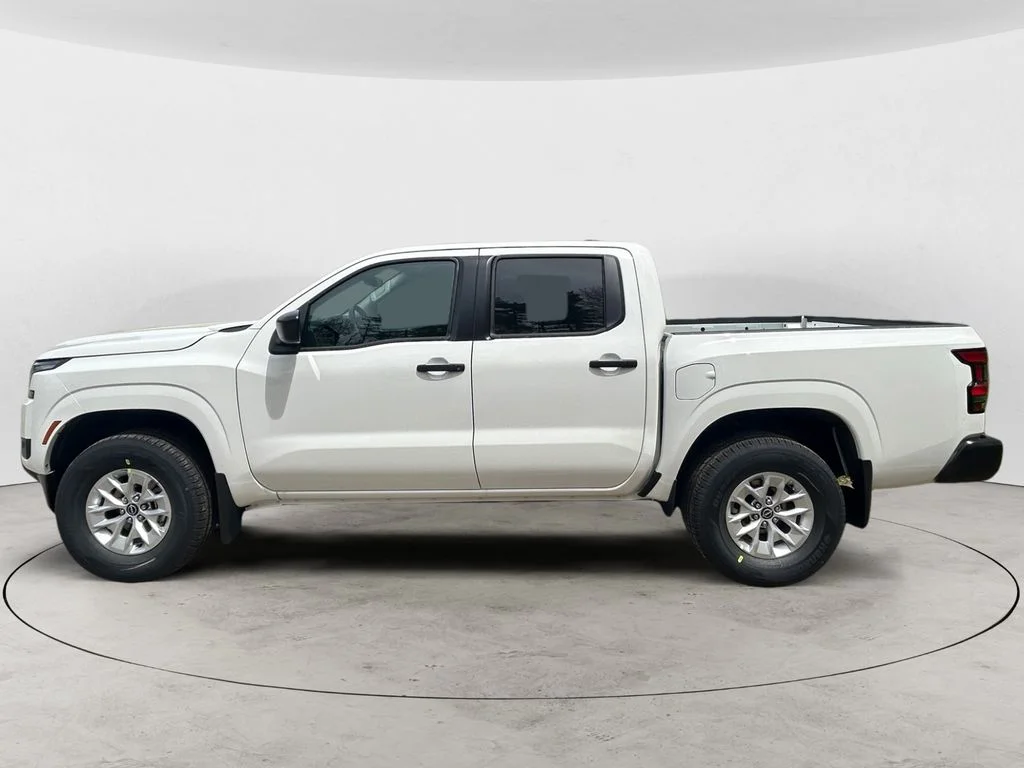 New 2026 Glacier White Nissan S image 2
