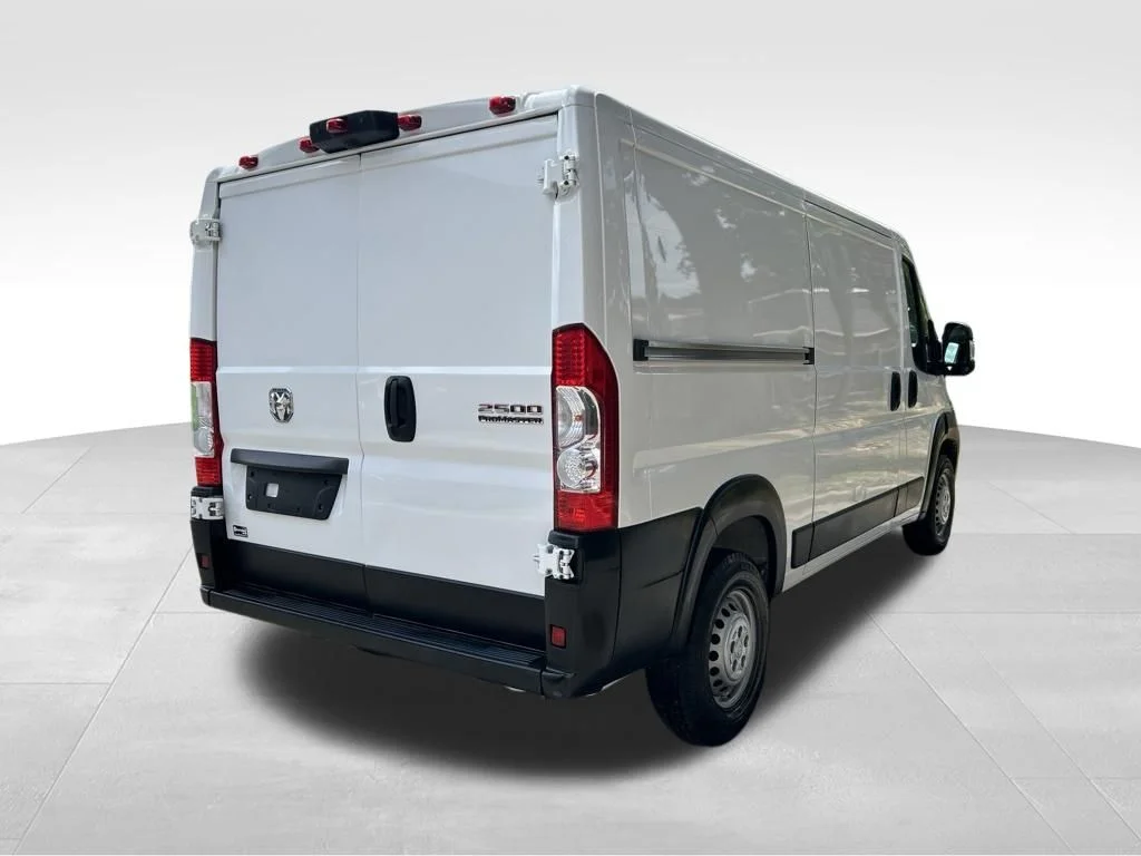 Used 2025 White Ram Base image 5
