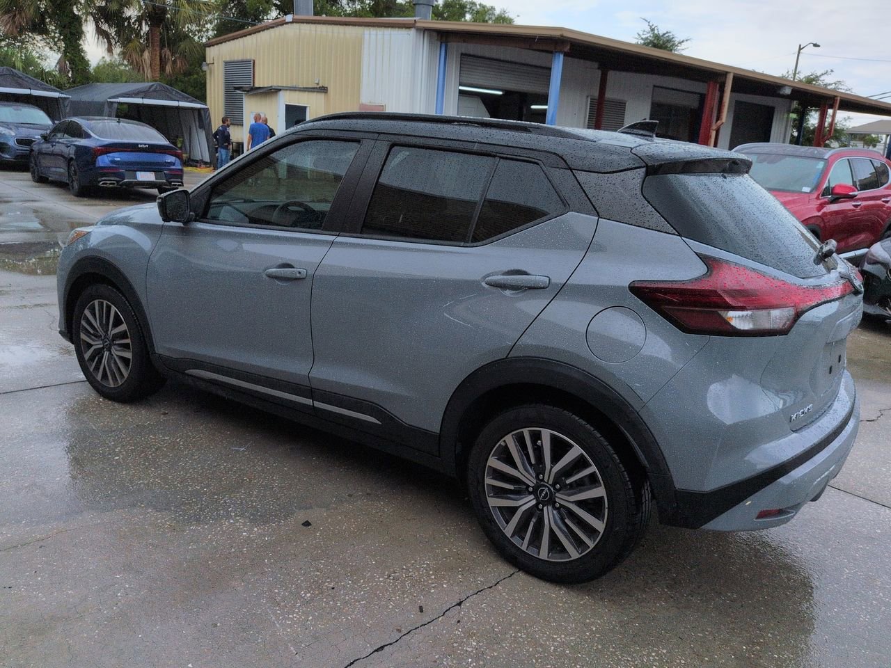 Used 2022 Boulder Gray Pearl Nissan SR image 6
