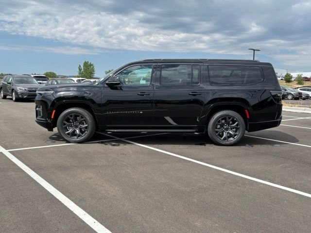 New 2026 High Gloss Black Exterior Paint Jeep Limited Altitude image 3