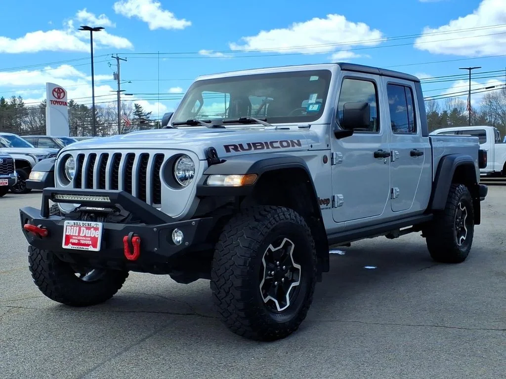 Used 2023 Silver Jeep Rubicon image 18