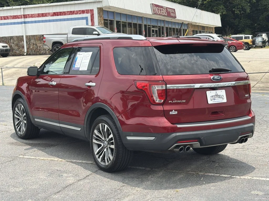 Used 2018 Red Ford Platinum image 5