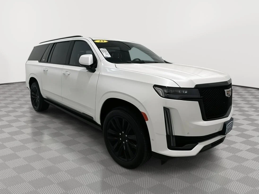 Used 2023 Crystal White Tricoat Cadillac Sport Platinum image 7