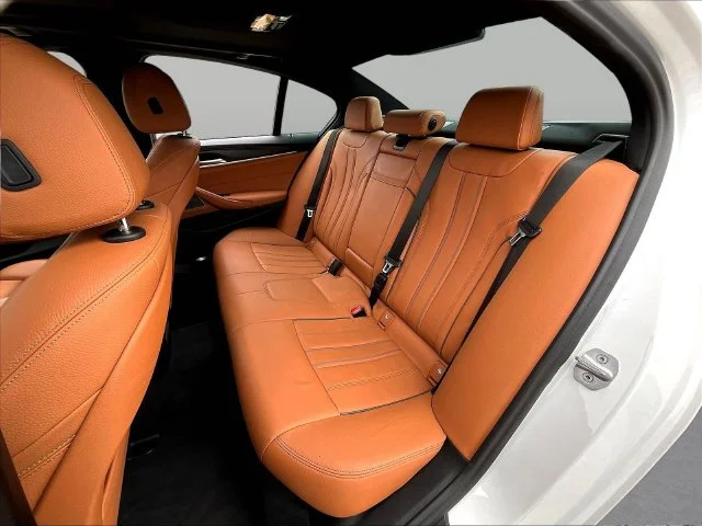 Used 2023 White BMW 540i image 25