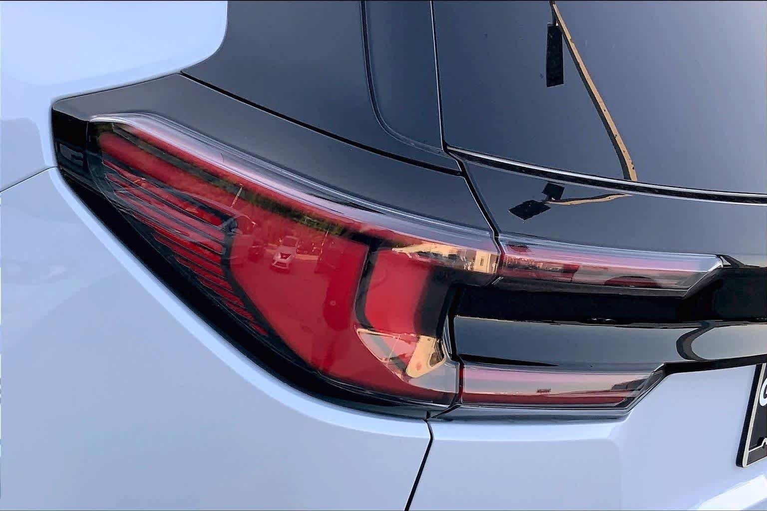 2027 GMC Acadia Denali Ultimate - Photo 13