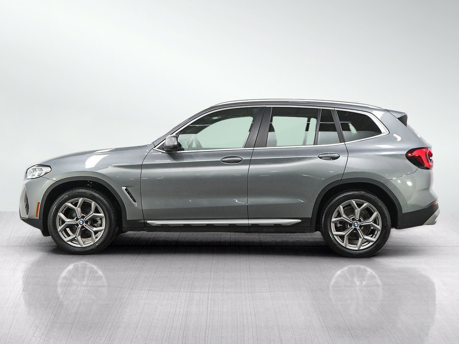 Used 2023 BMW X3 30i with VIN 5UX53DP04P9P51844 for sale in Minneapolis, Minnesota