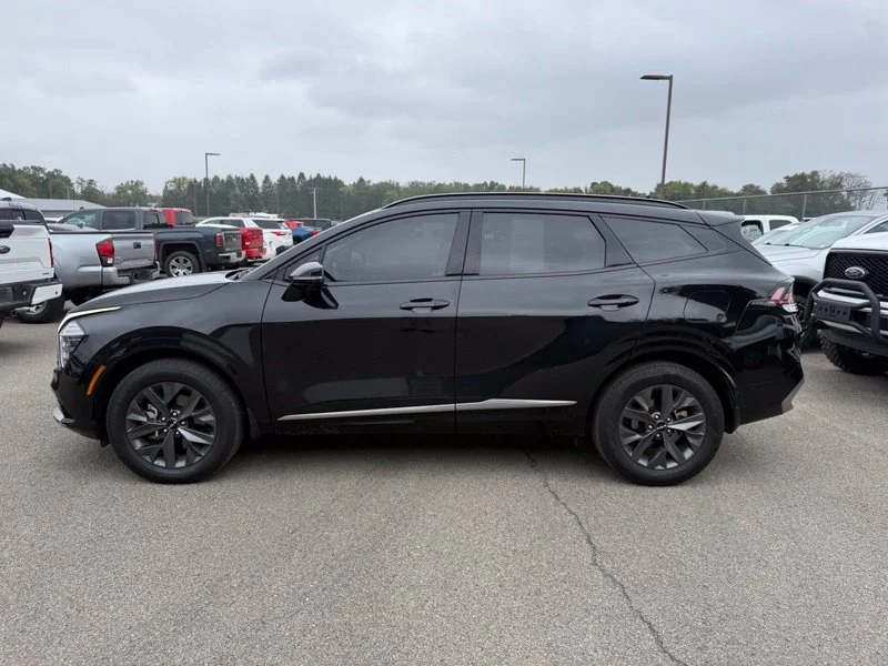 Used 2025 Black Kia SX-Prestige image 22