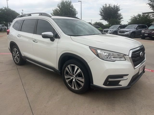 2022 Subaru Ascent Touring's photo