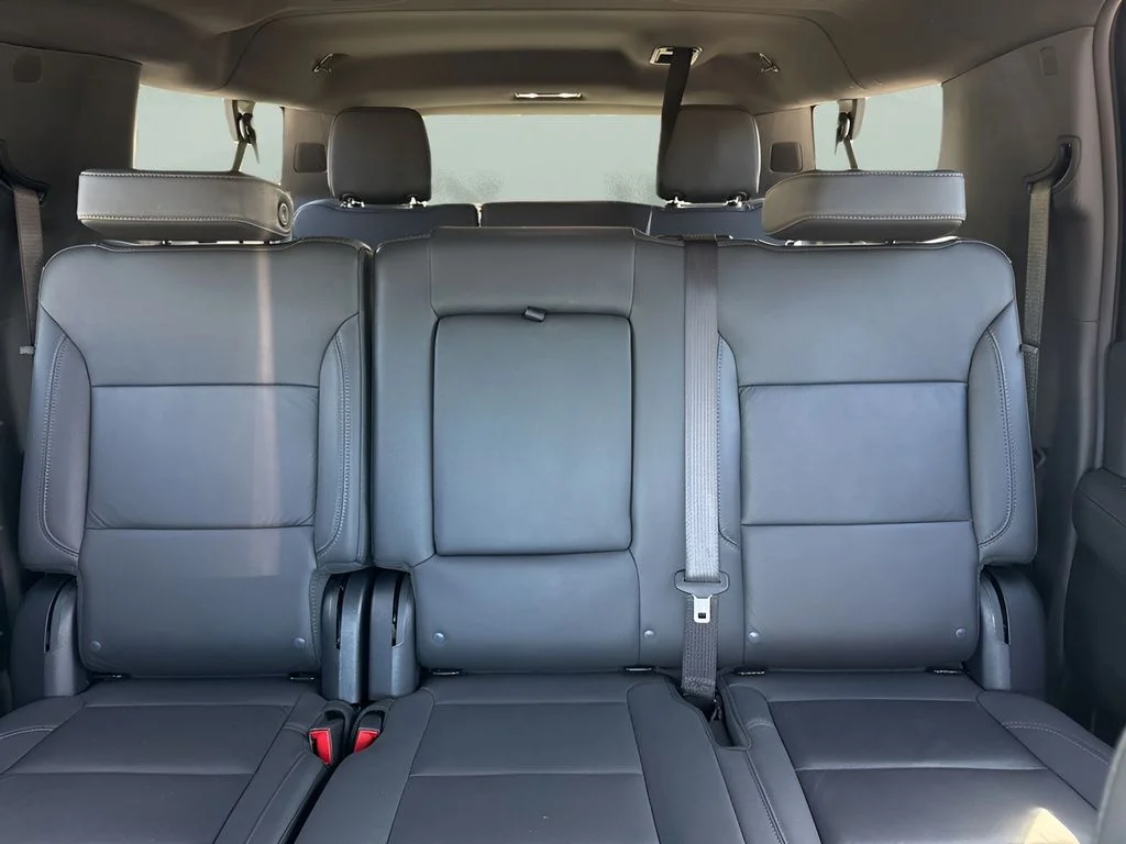 Used 2025 Gray Chevrolet Z71 image 12
