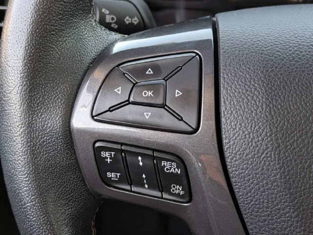 Used 2019 White Ford Lariat image 25