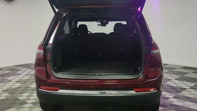 2025 Jeep Grand Cherokee Laredo - Photo 20