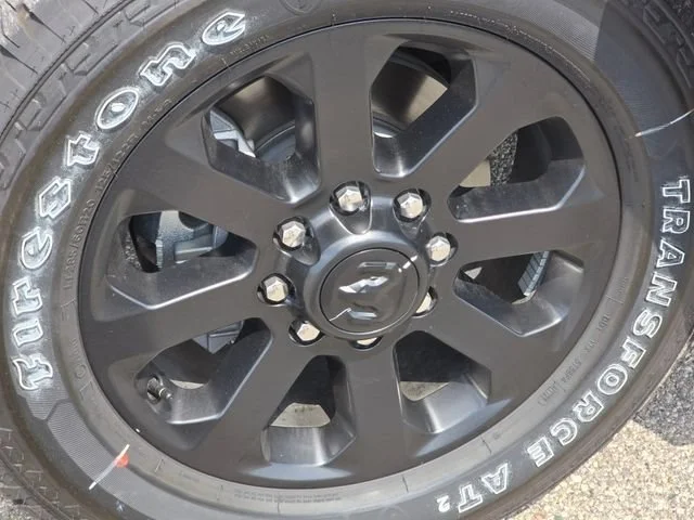 New 2026 Ceramic Gray Clearcoat Ram Laramie image 32