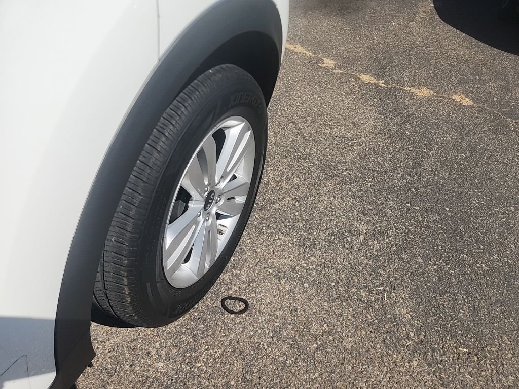 Certified Used 2019 White Kia LX image 7