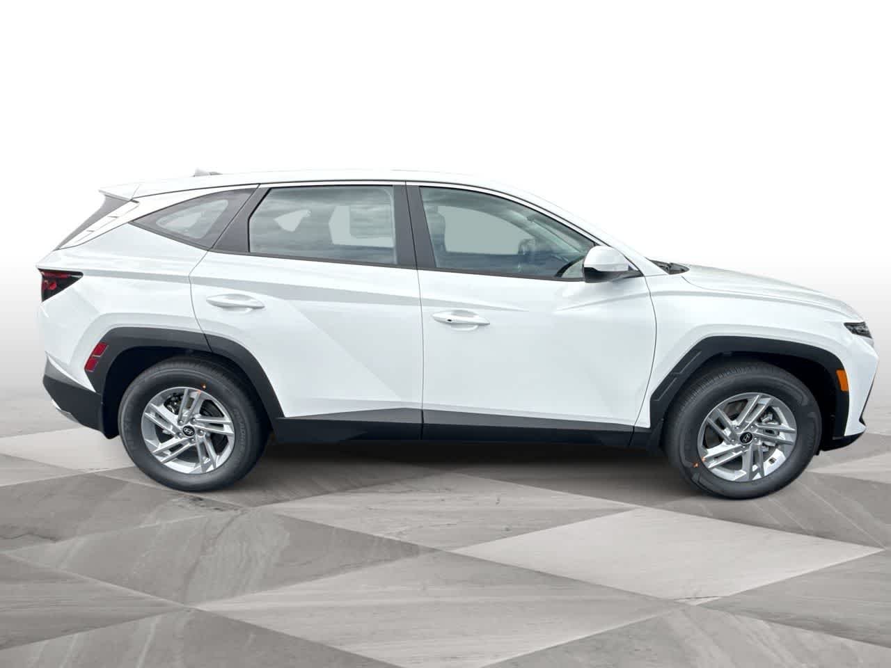 Used 2026 Serenity White Pearl Hyundai SE image 9