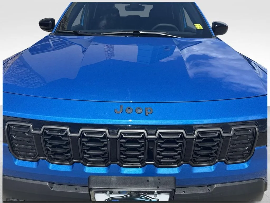 New 2026 Blue Jeep Laredo image 15