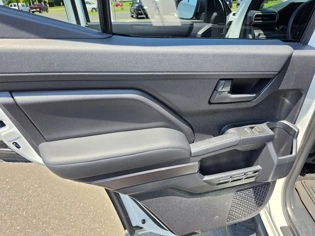 Used 2025 White Toyota SR5 image 23