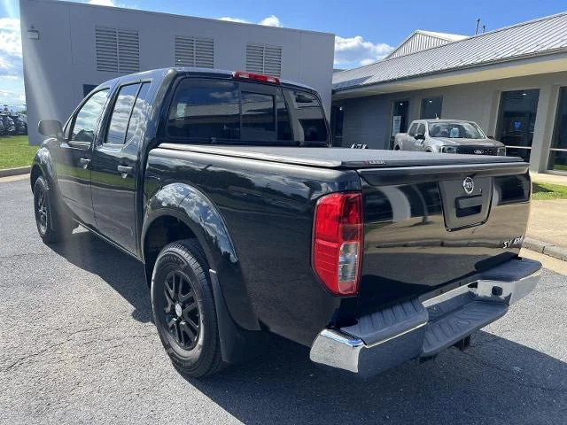 Used 2019 Magnetic Black Nissan  image 3