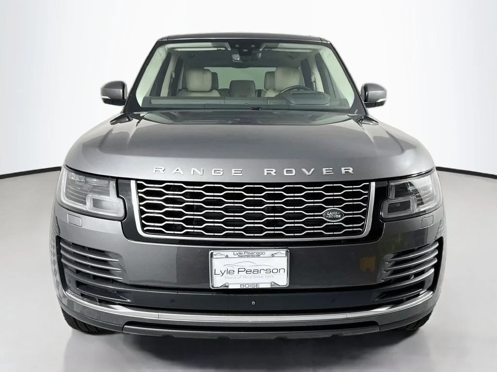 Used 2018 Gray Land Rover HSE image 6