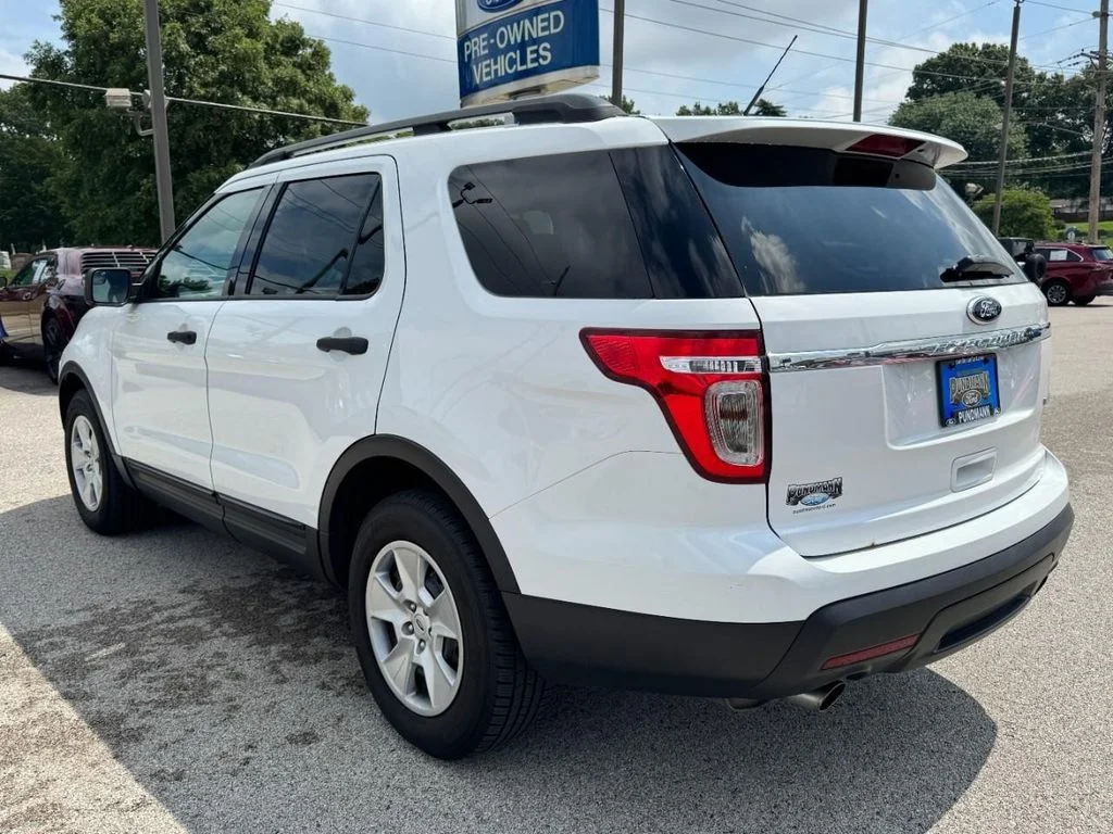 Used 2014 Oxford White Ford Base image 5
