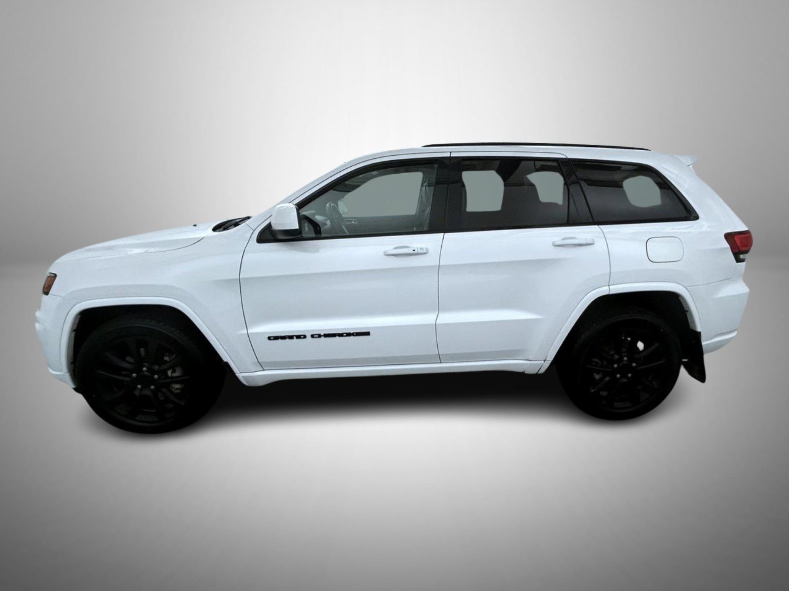 Used 2021 Bright White Clearcoat Jeep Laredo X image 8