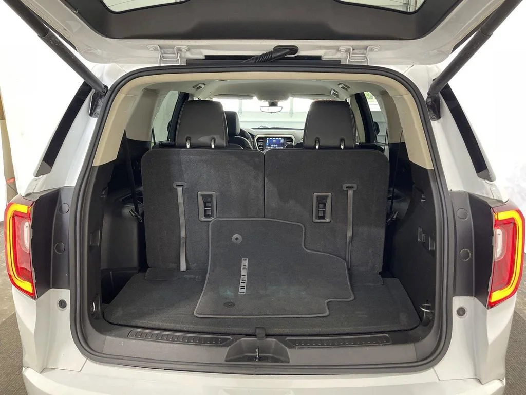 2023 GMC Acadia Denali - Photo 14