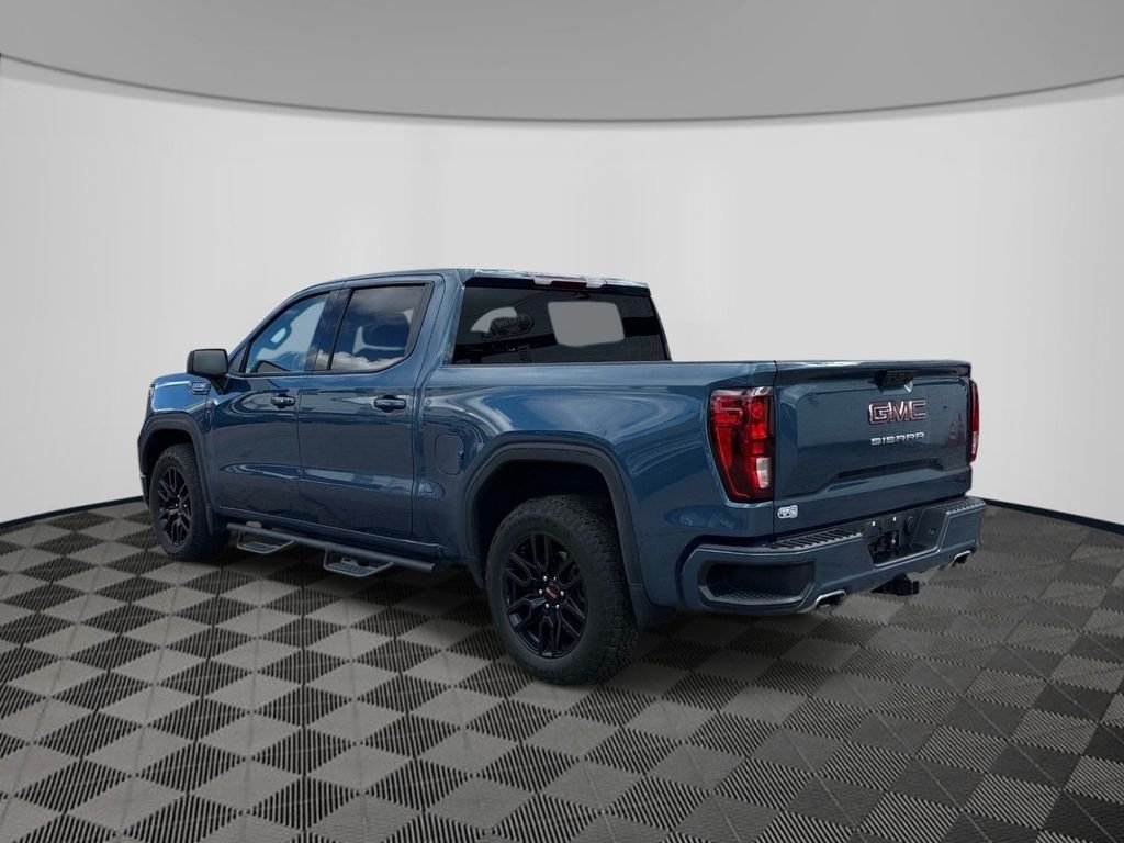 Used 2024  GMC Elevation image 5