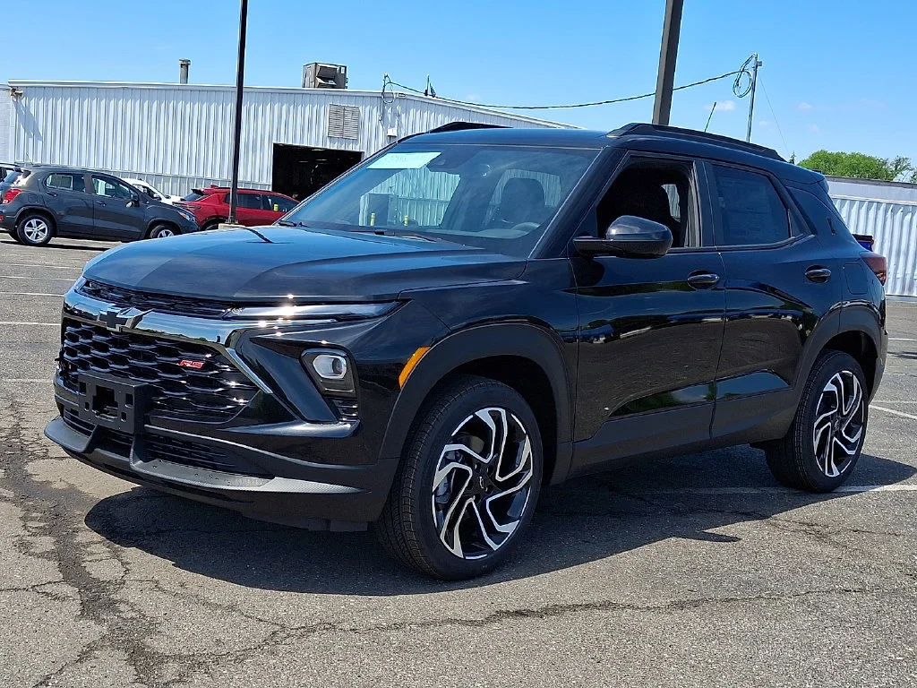 New 2026 Mosaic Black Metallic Chevrolet RS image 4