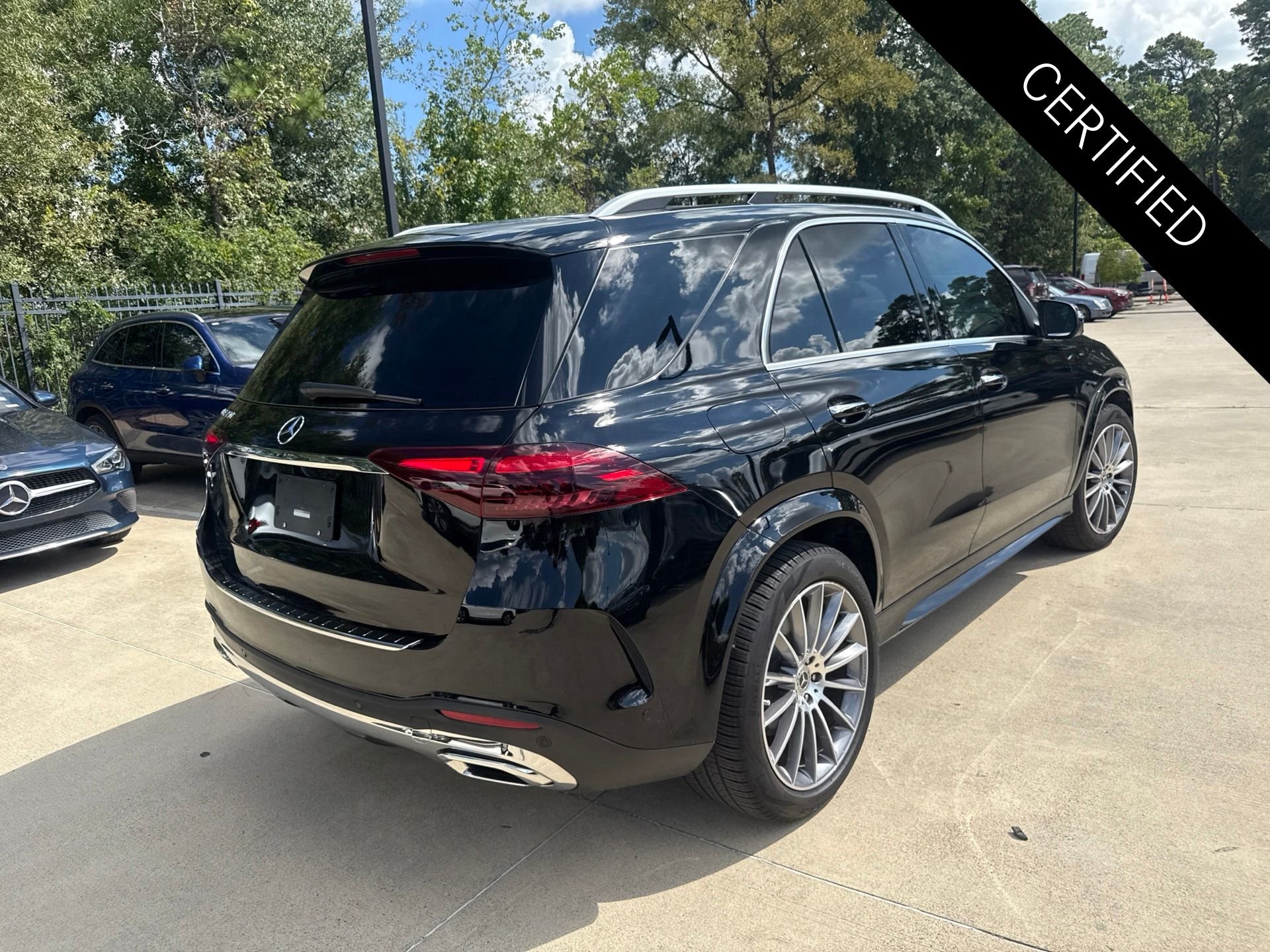 Certified Used 2026 Black Mercedes-Benz GLE 350 image 4