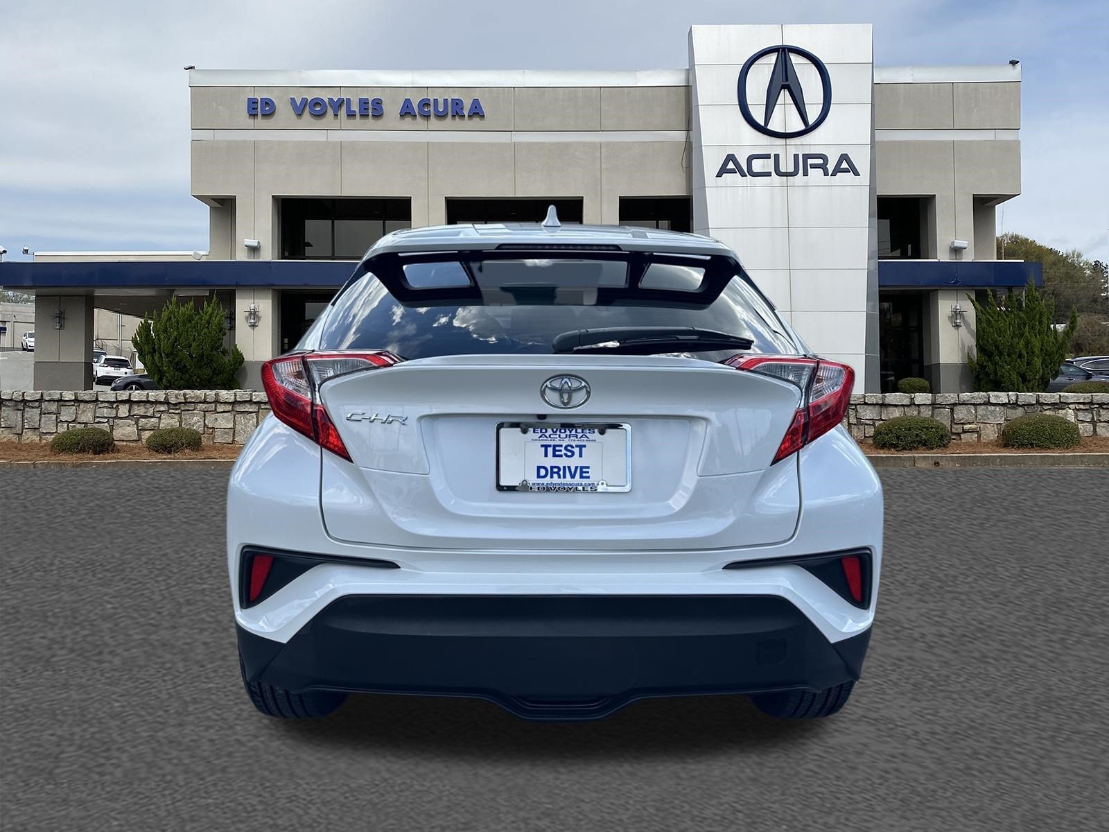 Used 2021 Blizzard Pearl Toyota XLE image 6