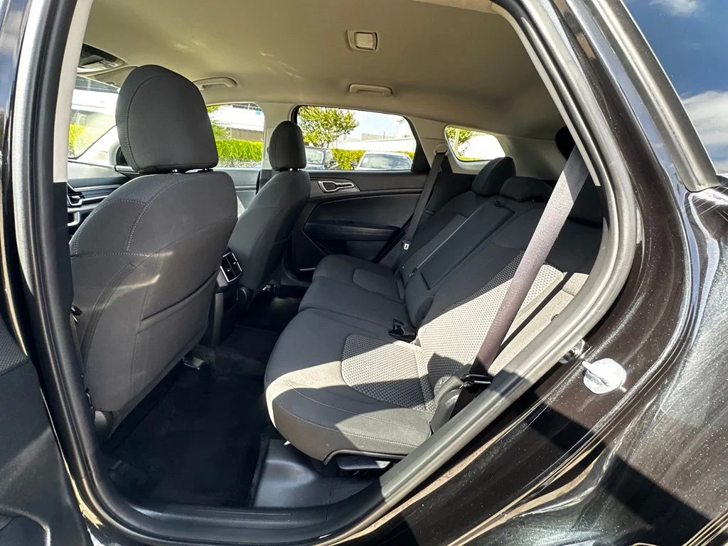 Used 2023 Black Kia LX image 18