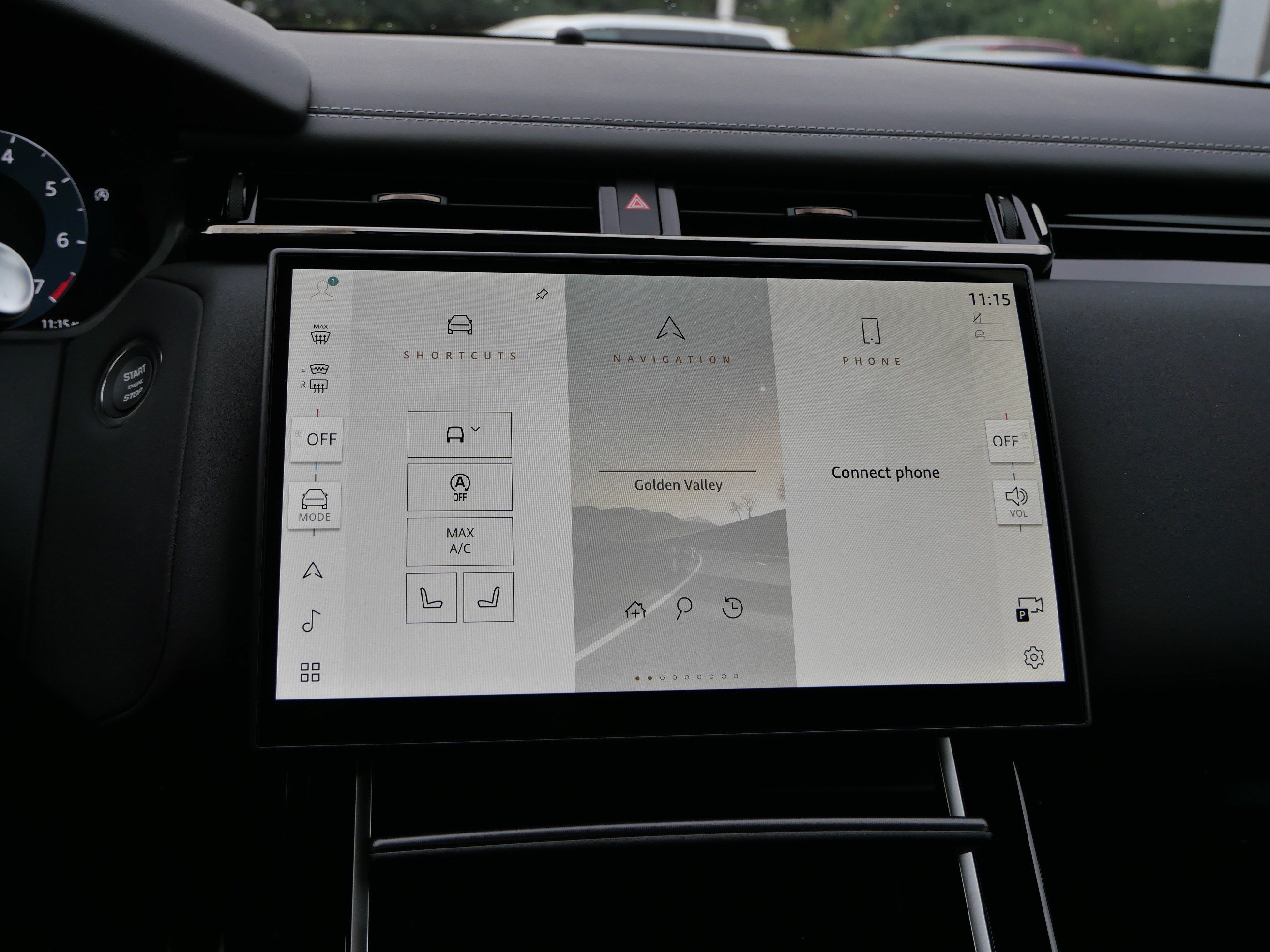 New 2026 Ostuni Pearl White LAND ROVER  image 10