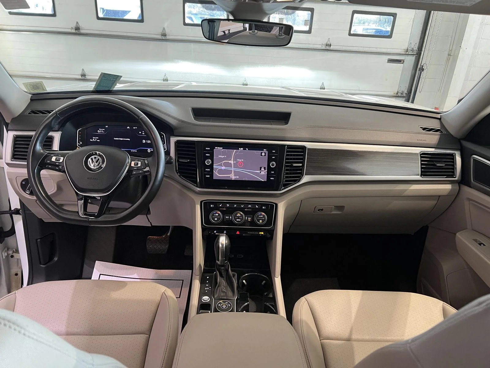 Used 2019 Pure White Volkswagen 3.6L V6 SEL image 14