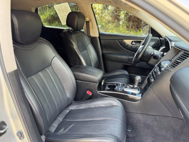 Used 2017 Liquid Platinum INFINITI Base image 20