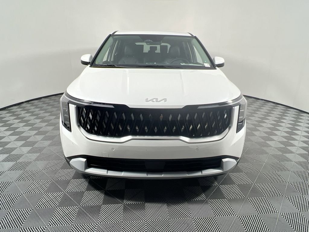 New 2026 Snow White Pearl Kia LXS image 9