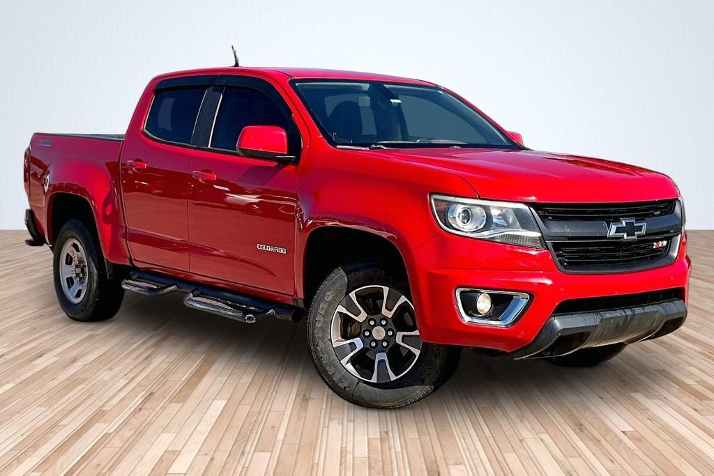 Used 2016 Red Chevrolet Z71 image 5