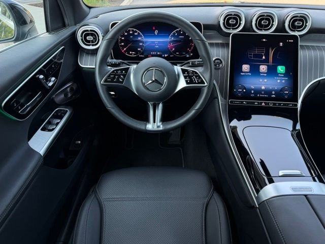 Used 2026 Black Mercedes-Benz GLC 300 image 12