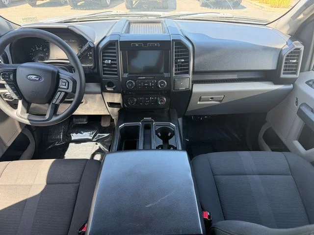 Used 2017 Silver Ford XL image 27