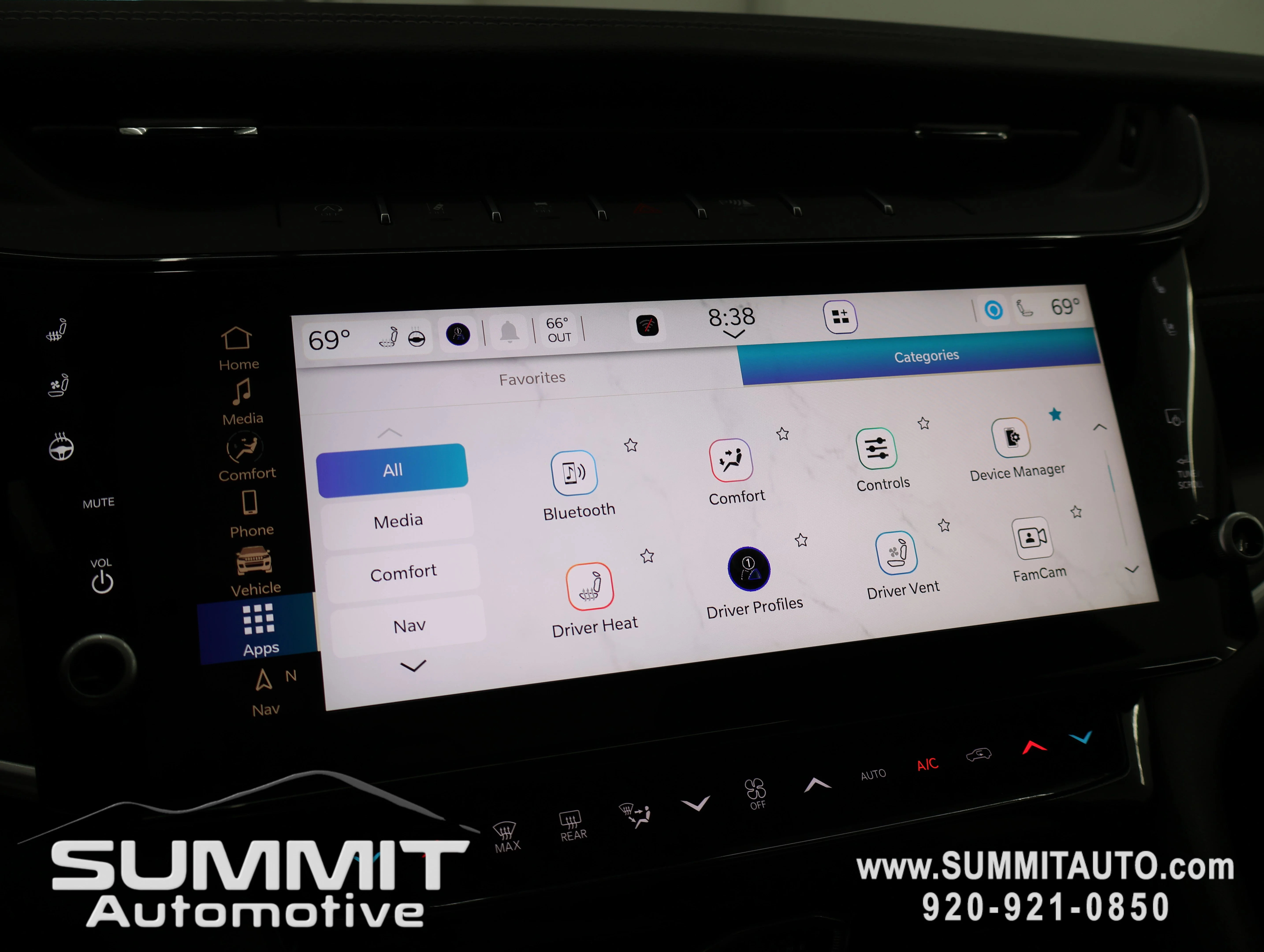 New 2026 Diamond Black Crystal Pearl-Coat Exterior Paint Jeep Limited Reserve image 71