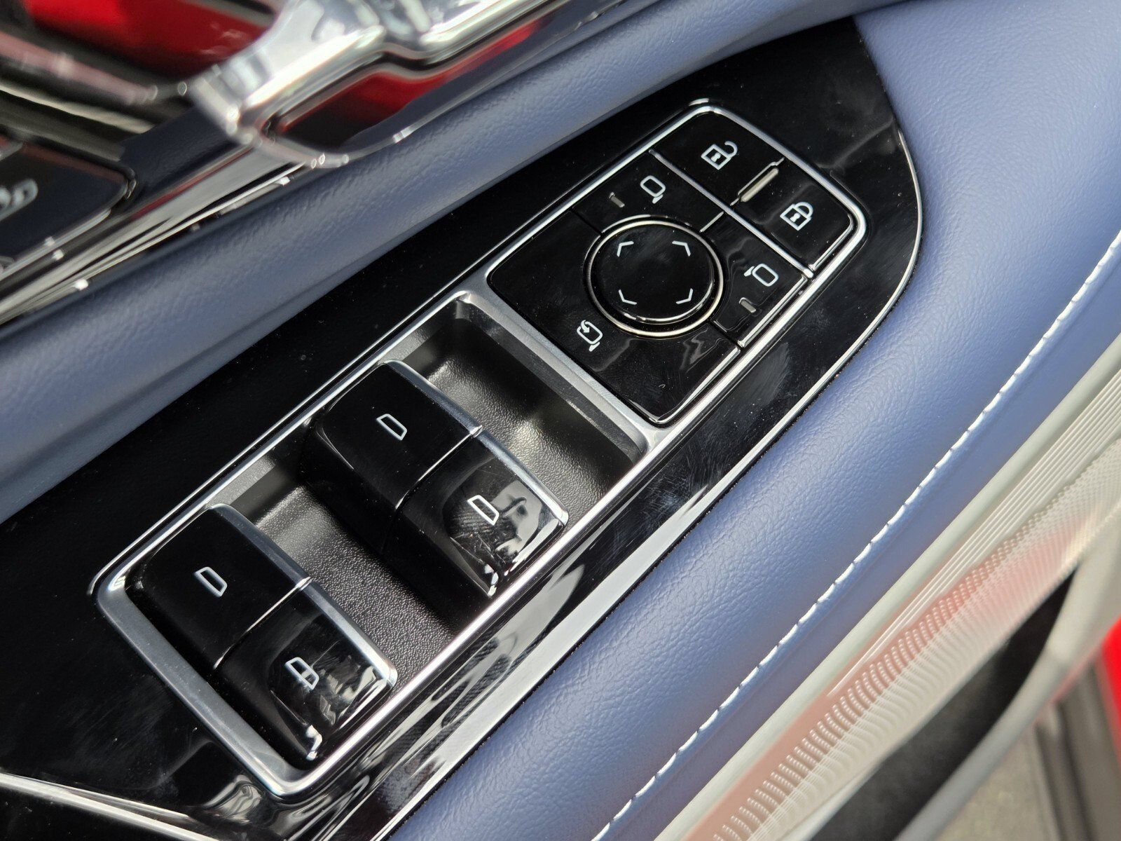 2026 Cadillac OPTIQ Premium Sport - Photo 19