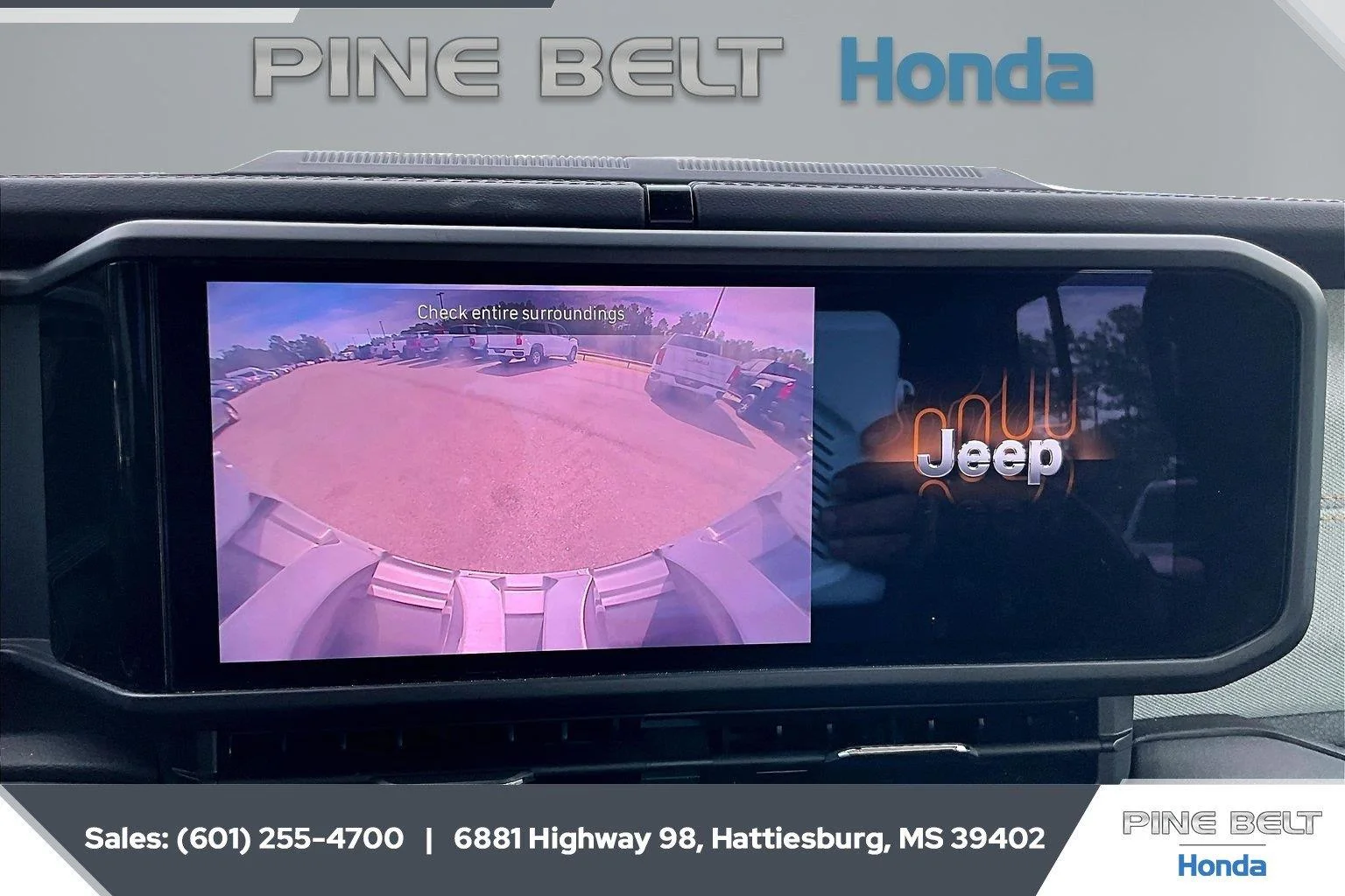Used 2024 High Velocity Clearcoat Jeep Sahara image 15