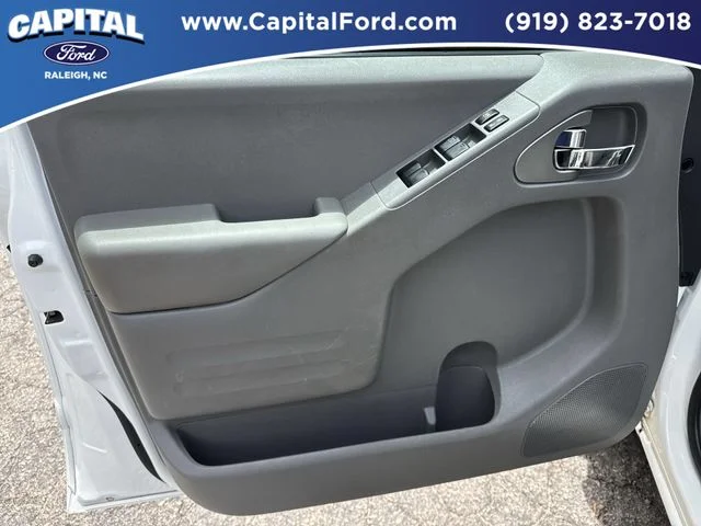 Used 2019 White Nissan SV image 20