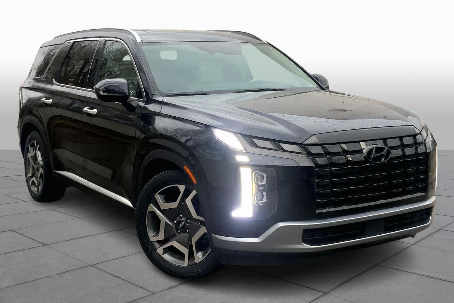 Used 2024 Hyundai Palisade Limited with VIN KM8R54GE5RU706240 for sale in Kansas City