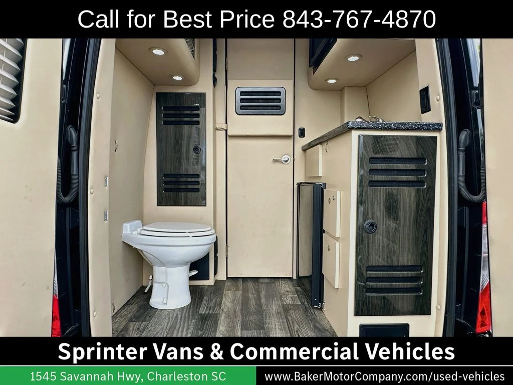 Used 2019 Jet Black Mercedes-Benz Cargo 170 WB EXT image 27