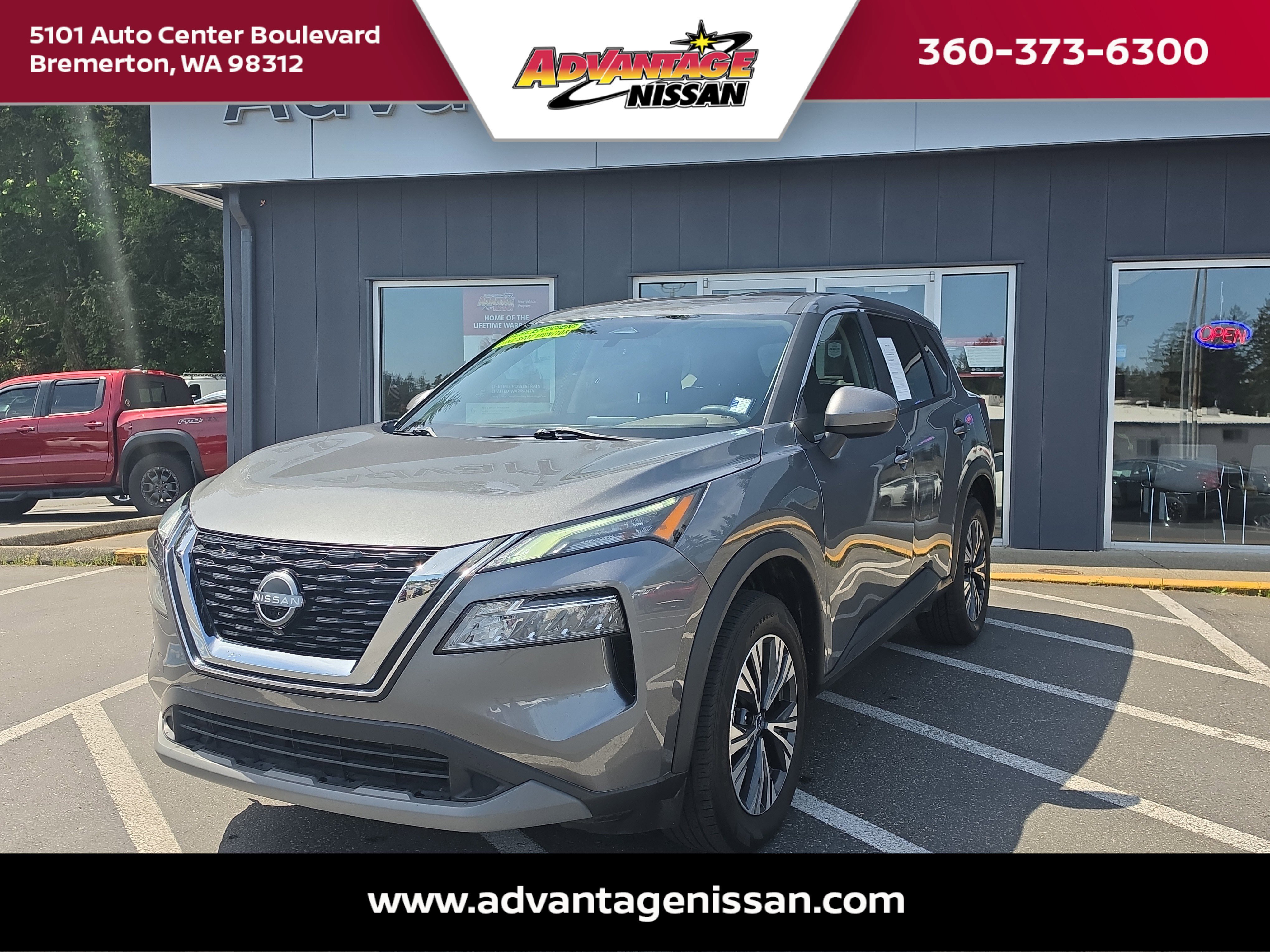 2023 Nissan Rogue SV FWD's photo