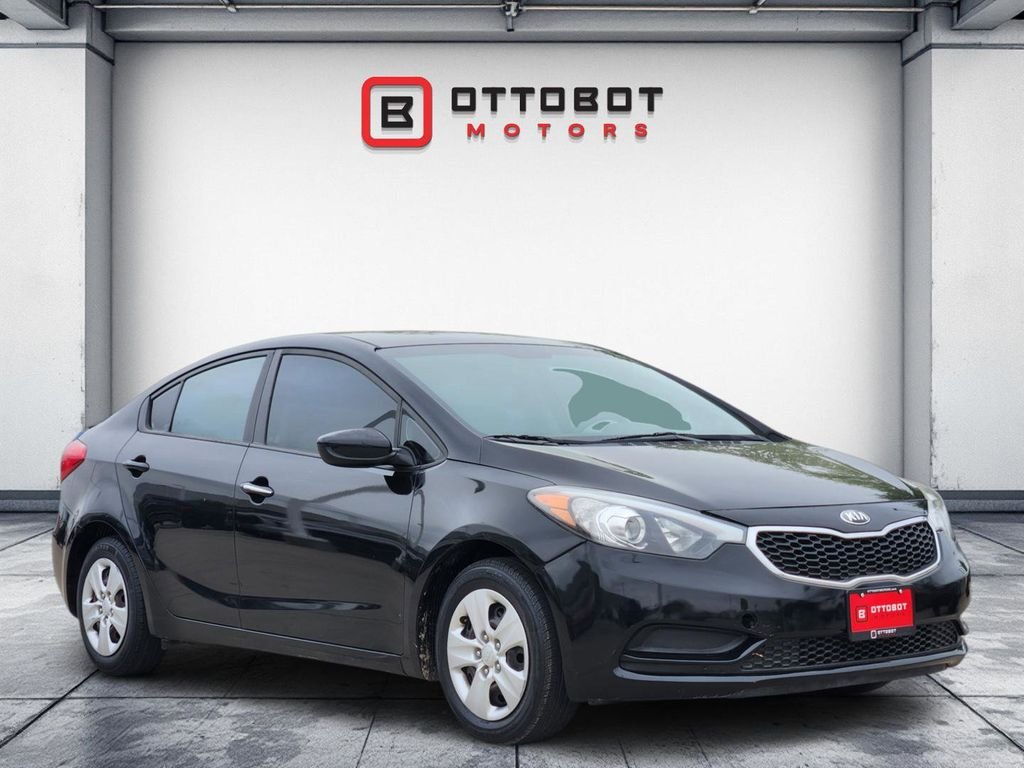 Used 2016 Kia Forte LX with VIN KNAFK4A60G5539839 for sale in Irving, TX