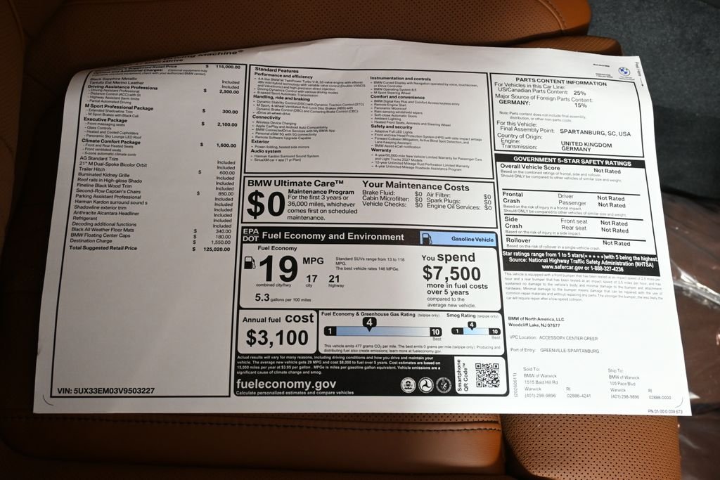 New 2027 Black Sapphire Metallic BMW M60i image 37