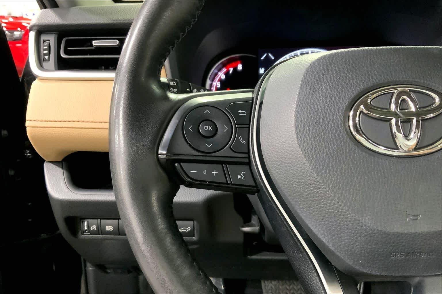 Used 2023 Midnight Black Metallic Toyota XLE Premium image 24