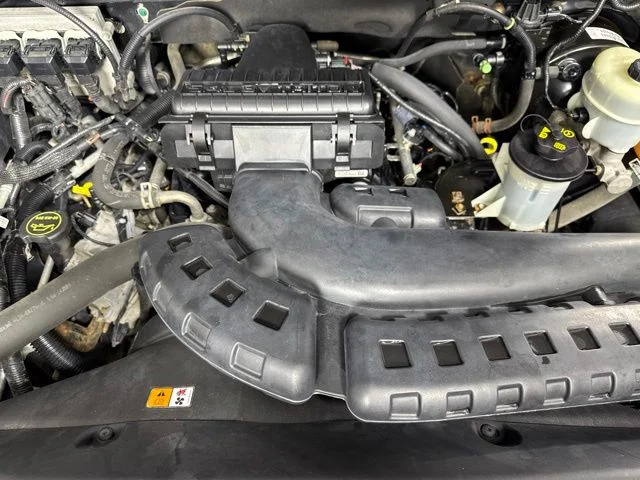 Used 2005 Black Ford XLT image 10